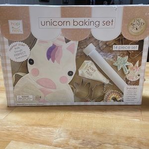 Brand new kids unicorn baking set